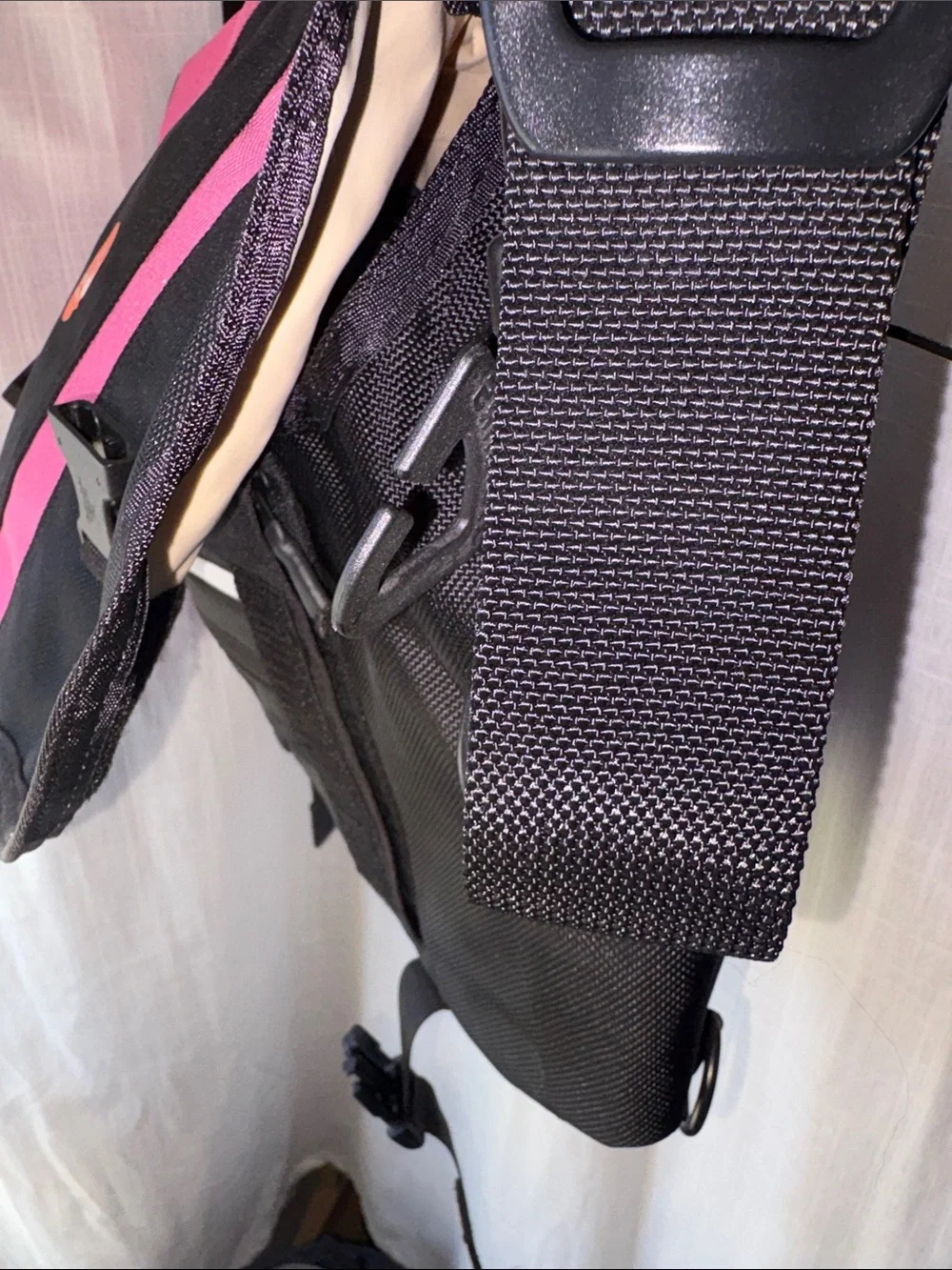 Timbuk2 Pink & Black Messenger Bag with Adjustable Strap